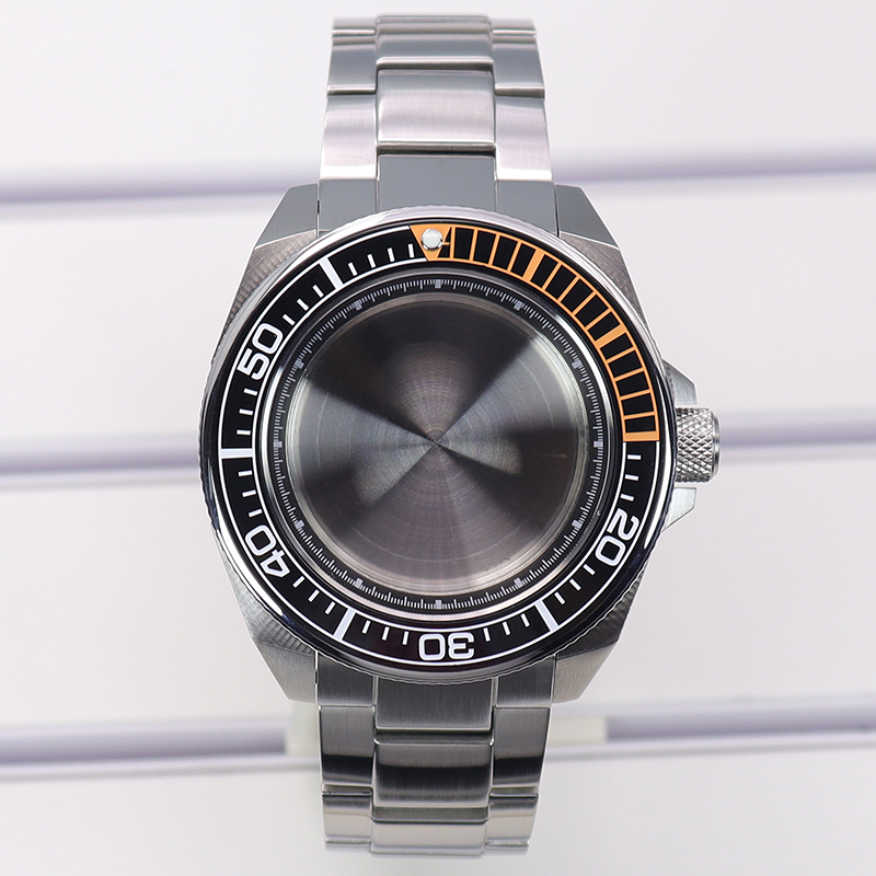 Cajas de reloj de buceo samurá - Seiko Watch 5 Sports reseña y precio